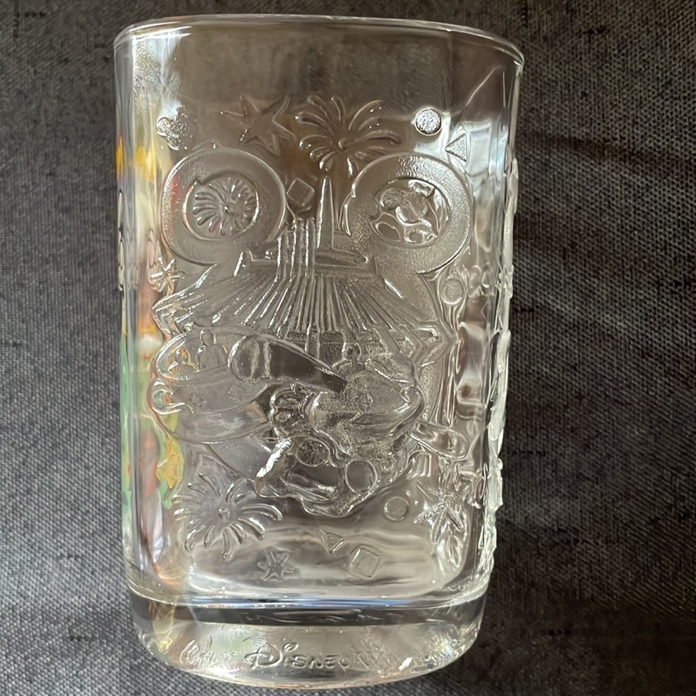 Vintage McDonalds Collectible Walt DisneyWorld Drinking Glass Magic Kingdom 2000 - Picture 3 of 6